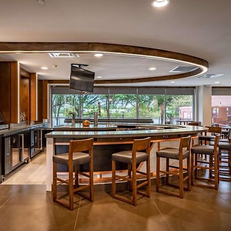 Doubletree By Hilton Dallas-Farmers Branch Exteriér fotografie