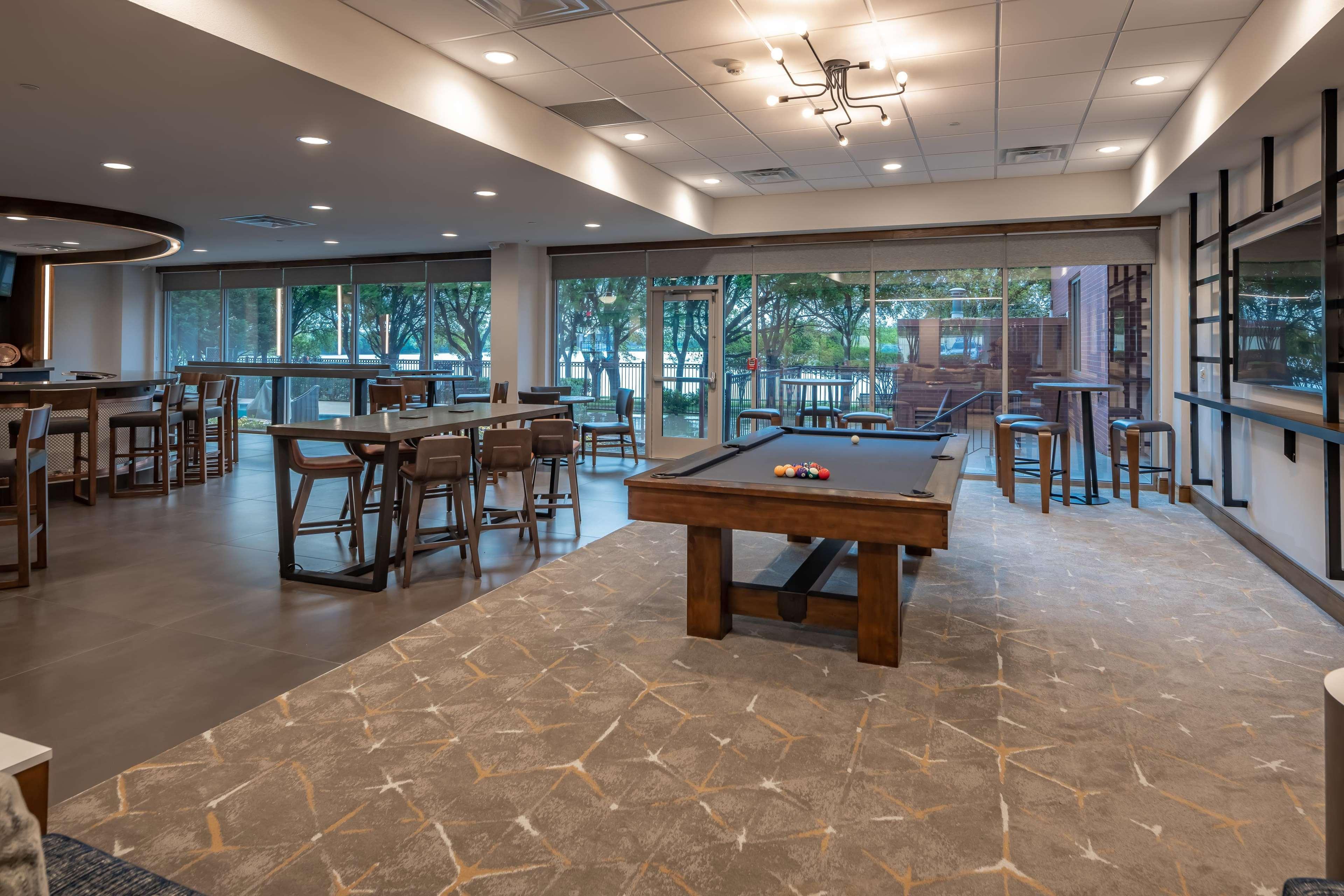 Doubletree By Hilton Dallas-Farmers Branch Exteriér fotografie